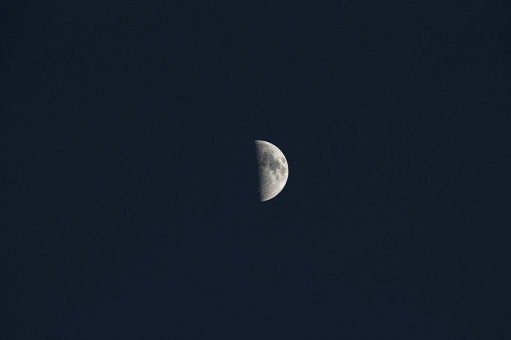 Balancing the Becoming: A First Quarter Moon&nbsp;Reflection